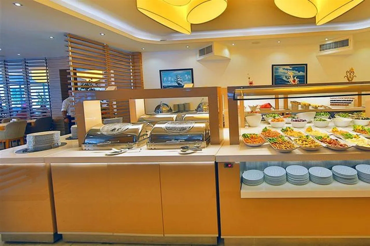 איסמלר Idas Hotel (Adults Only)