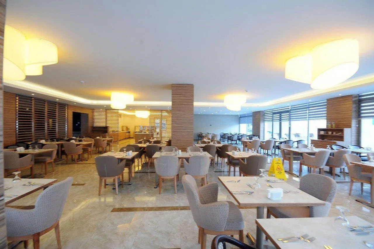איסמלר Idas Hotel (Adults Only)