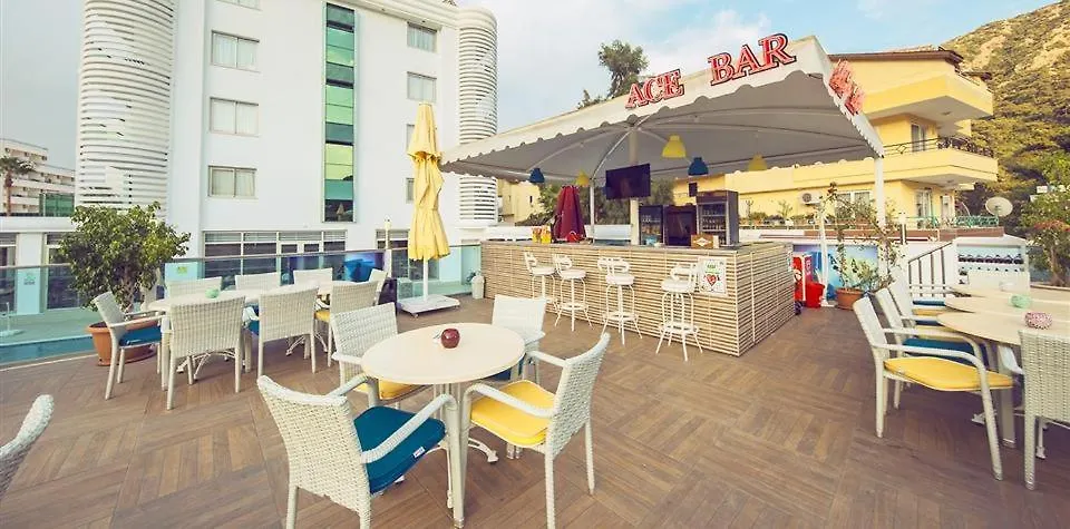 איסמלר Idas Hotel (Adults Only)