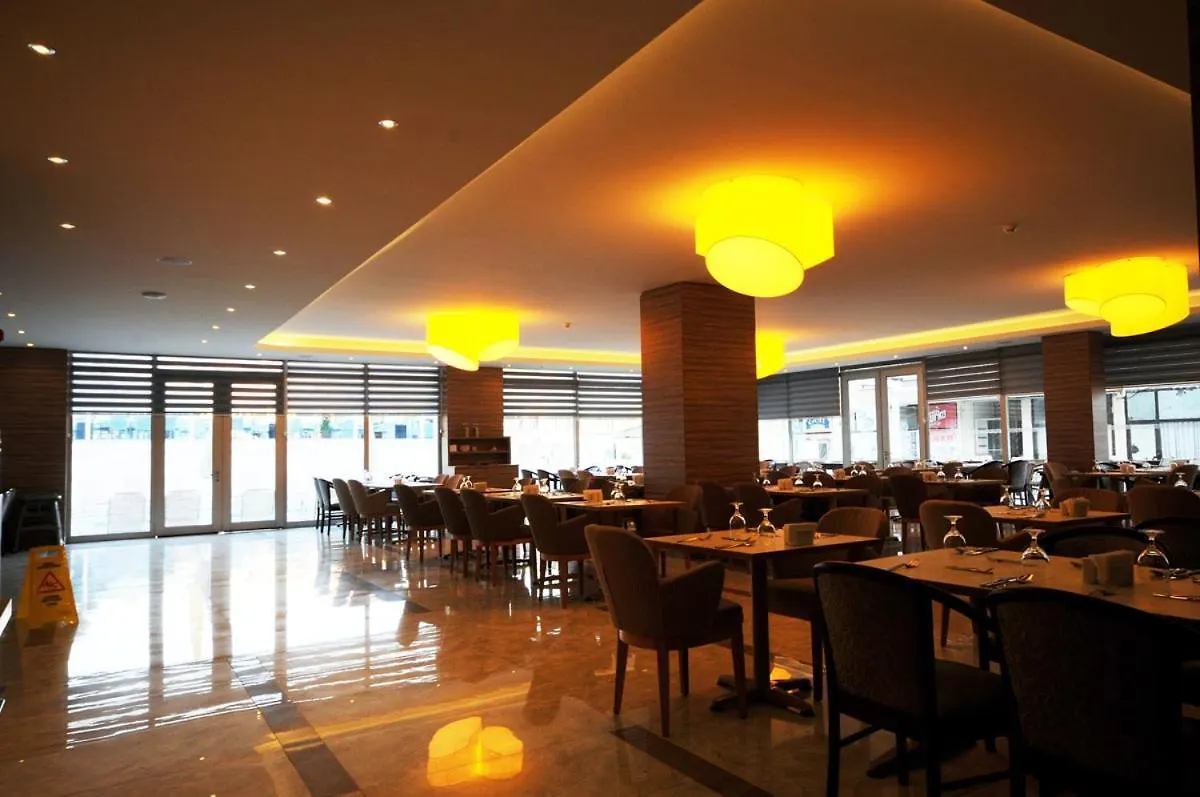 איסמלר Idas Hotel (Adults Only) 4*,
